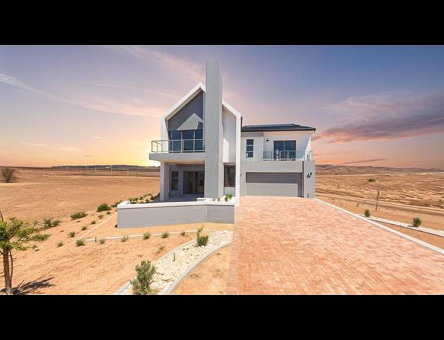 3 BEDROOM HOUSE FOR SALE IN LANGEBAAN COUNTRY ESTATE